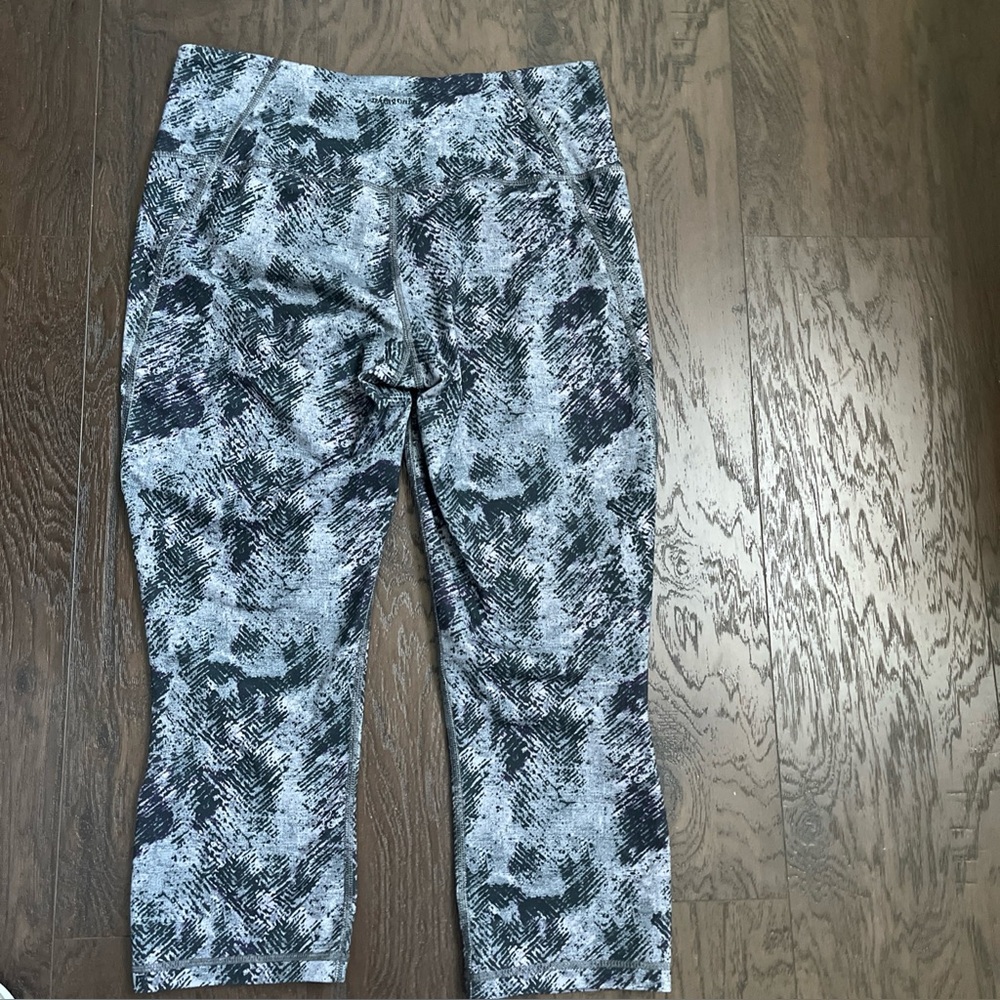 Patagonia Centered Crop Legging Size M
